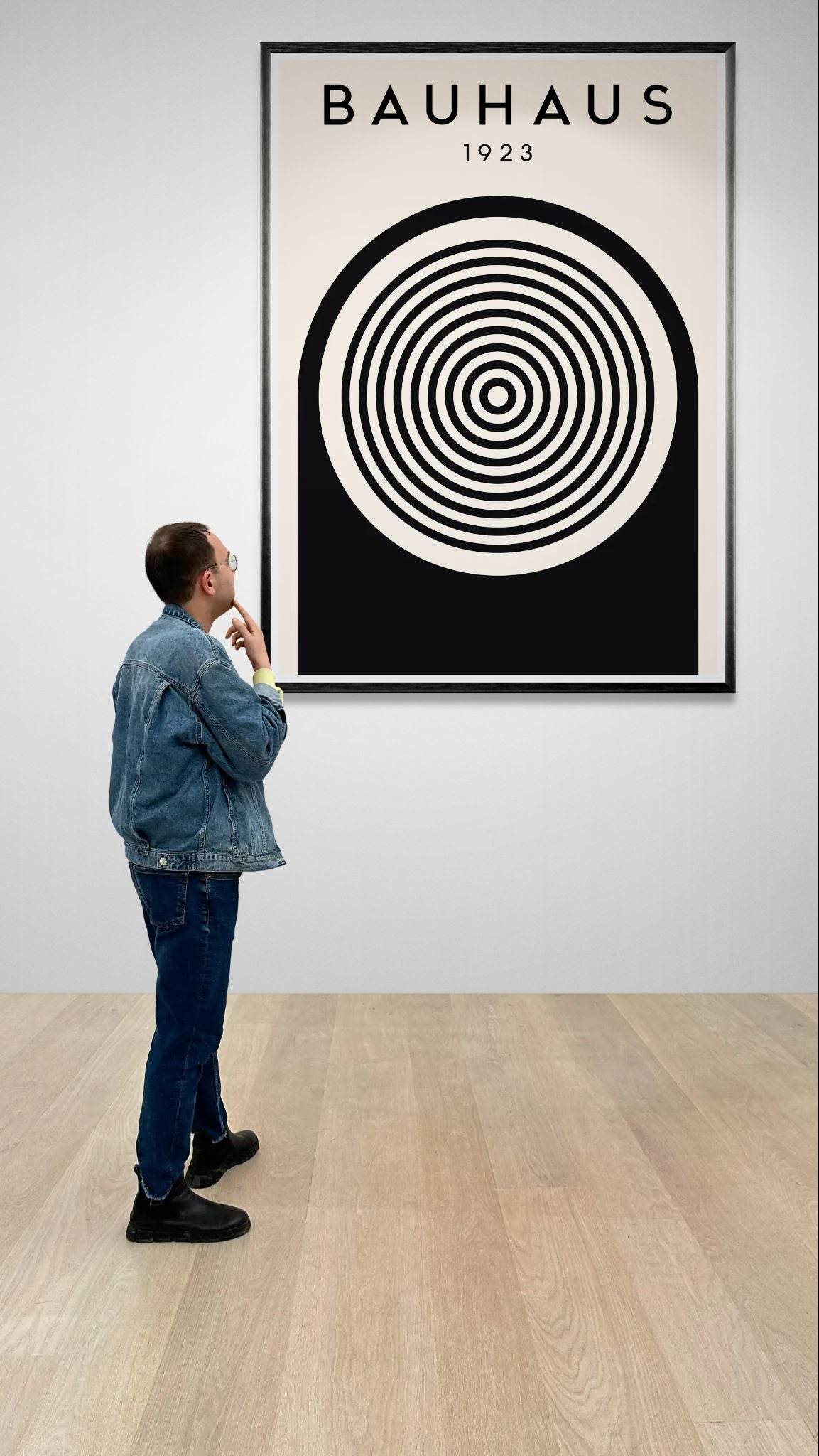 Bauhaus Black White Concentric Circle Movement Design Wall Art - Vibrantwalls